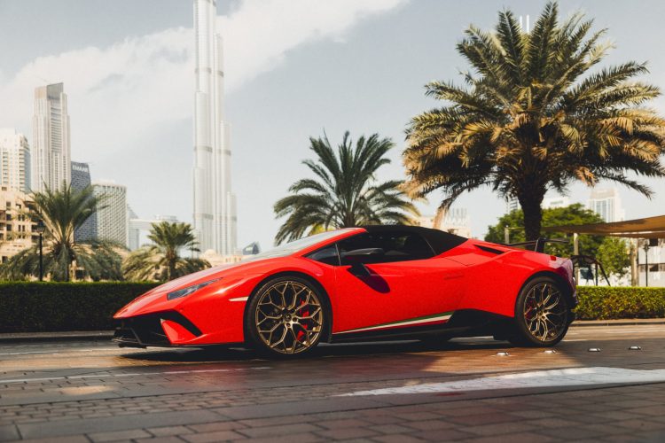 Hilton Dubai Palm Jumeirah and Edel & Stark Announce Long-Term Luxury Mobility Partnership